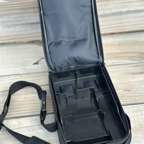 Game Boy Case - Picture 2 of 3